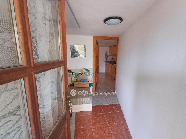 Eladó nyaraló, Bükkszéken 47.9 M Ft, 3+6 szobás