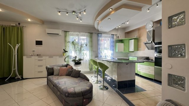 Eladó téglalakás, Budapesten, XX. kerületben 83.9 M Ft, 3 szobás