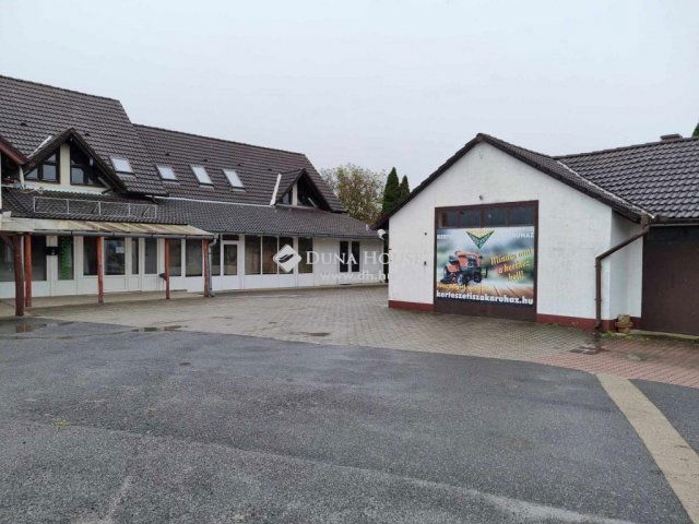 Eladó családi ház, Szentlőrincen 85 M Ft, 3 szobás