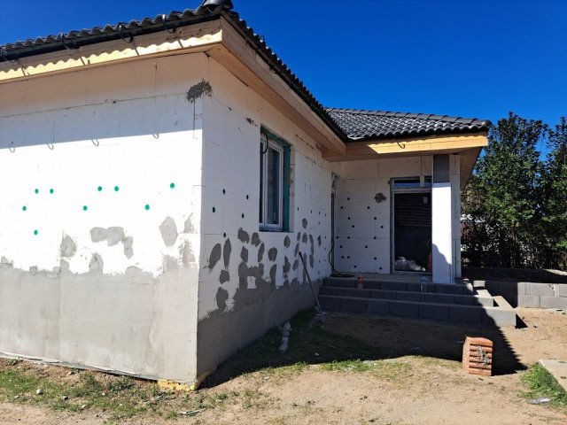 Eladó családi ház, Pilisen 68 M Ft, 4 szobás