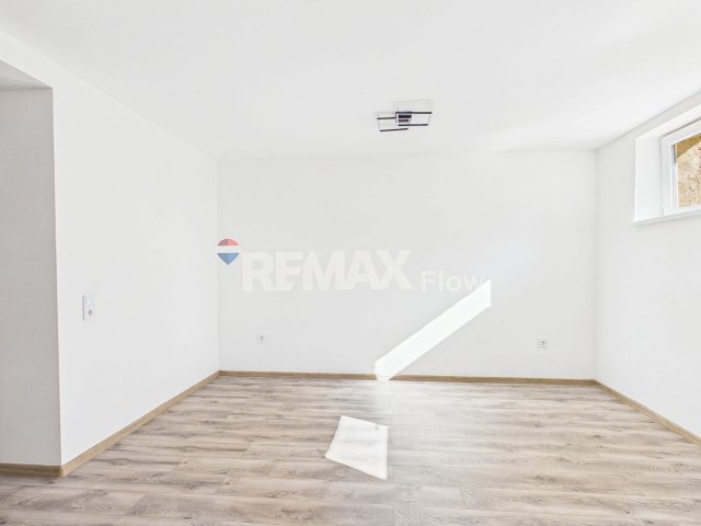 Eladó téglalakás, Pécsett, Vas Gereben utcában 29.9 M Ft