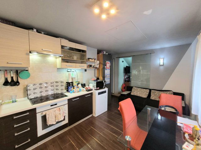 Eladó nyaraló, Fóton 56 M Ft, 4 szobás / költözzbe.hu