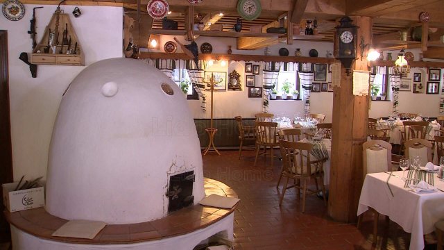Eladó üzlethelyiség, Balatonföldváron 670 M Ft, 10 szobás
