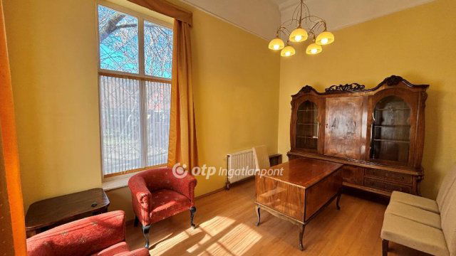 Kiadó téglalakás, albérlet, Békéscsabán 120 E Ft / hó