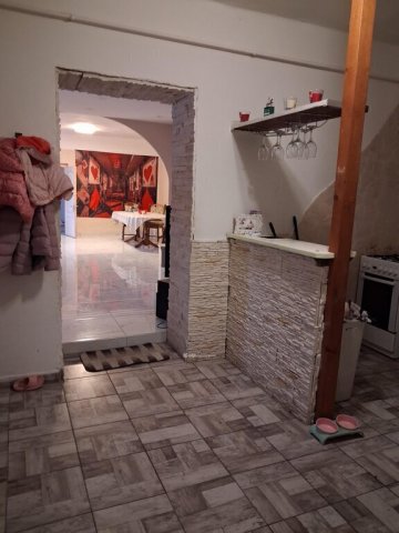 Eladó családi ház, Újpetrén 39.5 M Ft, 3 szobás