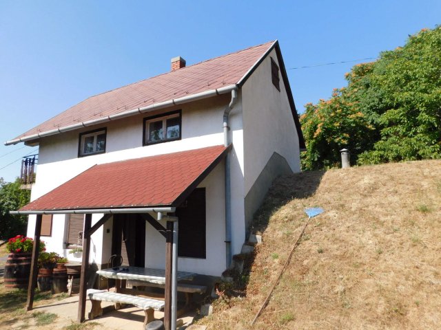 Eladó nyaraló, Rezin 45 M Ft, 2+1 szobás / költözzbe.hu