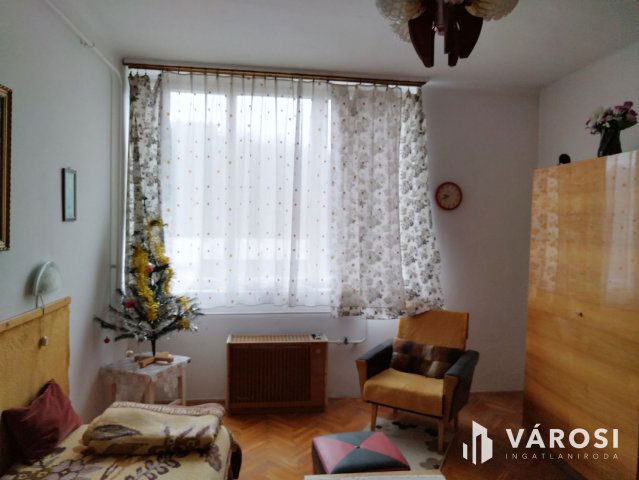 Eladó panellakás, Salgótarjánban 11.9 M Ft, 2 szobás