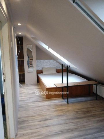 Eladó sorház, Balatonfüreden 79.8 M Ft, 3 szobás