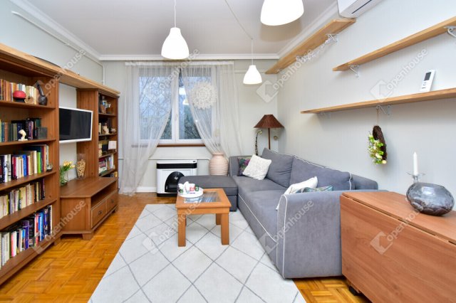 Eladó téglalakás, Szegeden 53.4 M Ft, 2 szobás