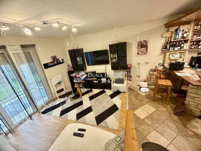 Eladó sorház, Gödön 100 M Ft, 4 szobás / költözzbe.hu