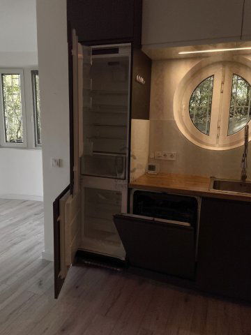 Eladó téglalakás, Budapesten, XII. kerületben 150.9 M Ft