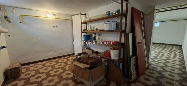 Eladó családi ház, Kecskeméten 89.9 M Ft, 4 szobás