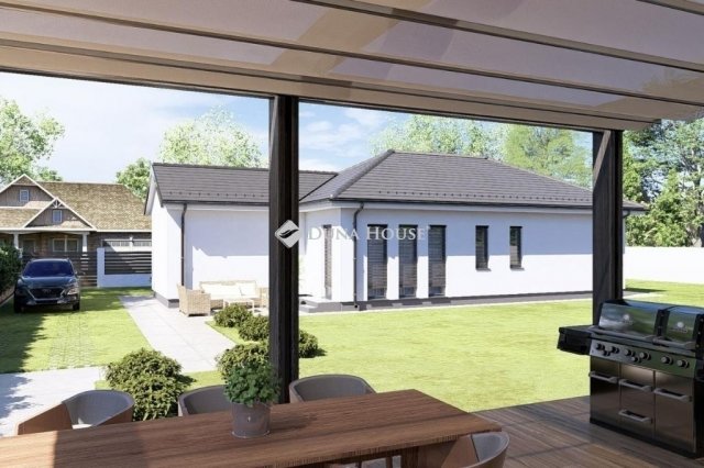 Eladó családi ház, Kecskeméten 81.6 M Ft, 5 szobás