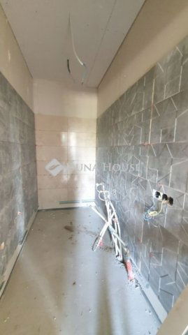 Eladó családi ház, Kókán 67 M Ft, 5 szobás