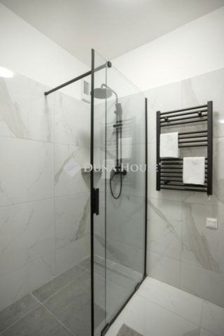 Eladó téglalakás, Budapesten, VIII. kerületben 88.369 M Ft