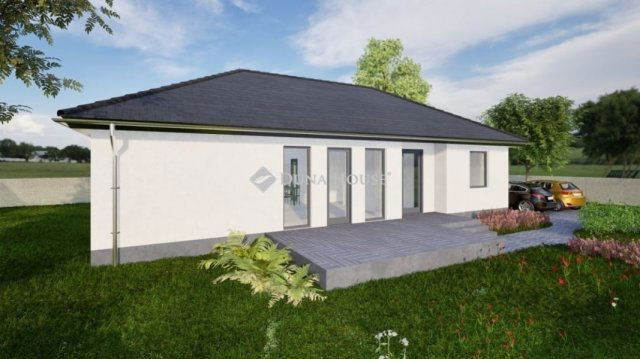 Eladó családi ház, Dányon 70 M Ft, 4 szobás