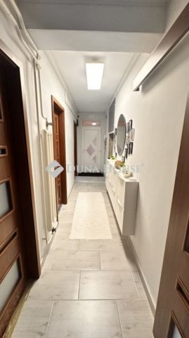 Eladó téglalakás, Pécsett 72.9 M Ft, 3 szobás