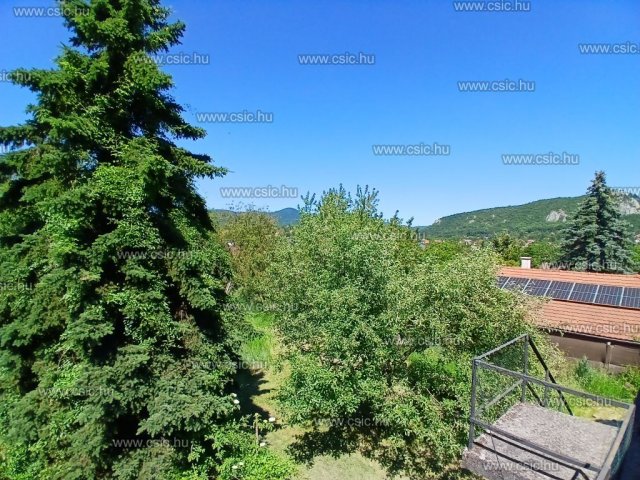 Eladó ikerház, Csobánkán 55 M Ft, 5 szobás
