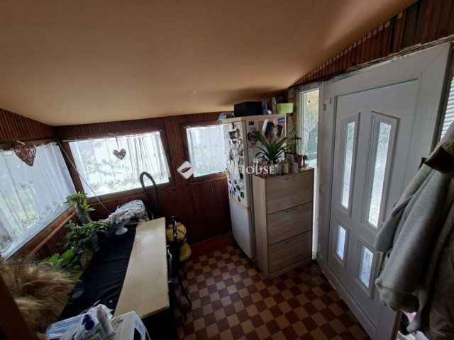 Eladó családi ház, Veresegyházon 59.9 M Ft, 2 szobás