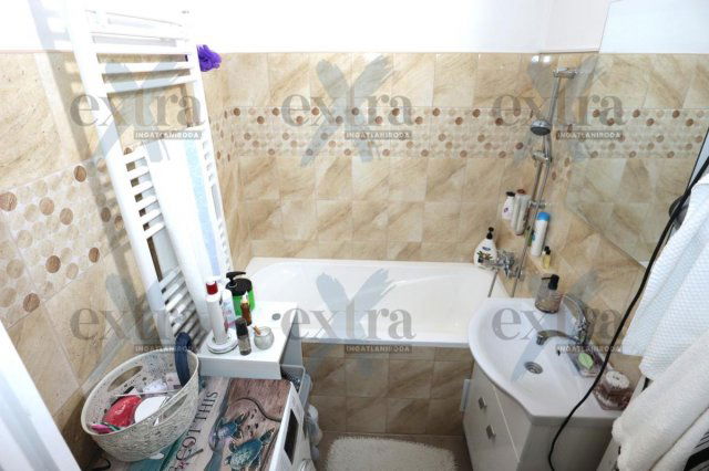 Eladó panellakás, Szegeden 52.9 M Ft, 2 szobás