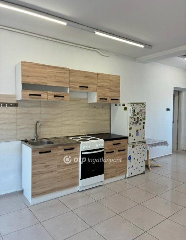 Eladó családi ház, Pécsett 79 M Ft, 2+1 szobás