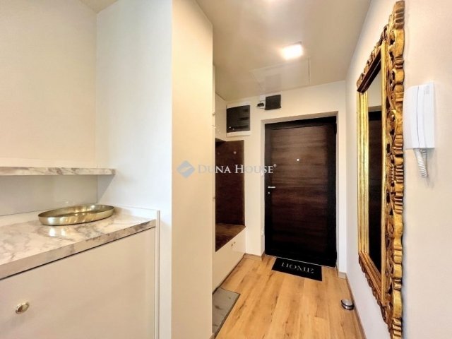 Eladó téglalakás, Budapesten, XVII. kerületben 255 M Ft