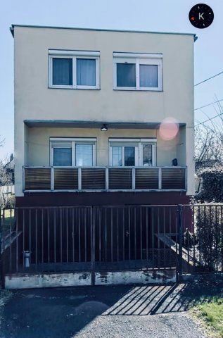 Eladó családi ház, Debrecenben 79.9 M Ft, 3 szobás