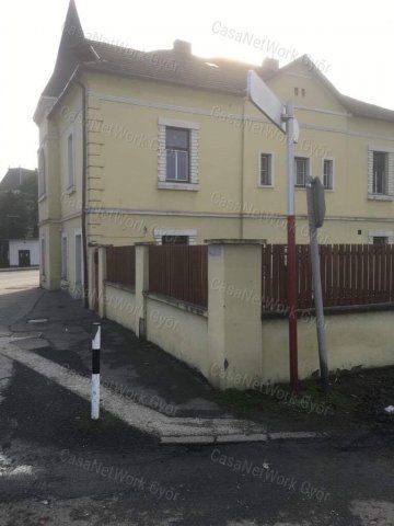 Eladó családi ház, Mosonmagyaróváron 120 M Ft