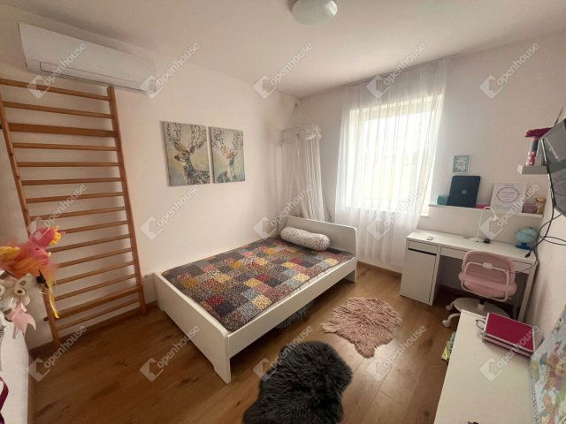 Eladó családi ház, Inárcson 135 M Ft, 5 szobás