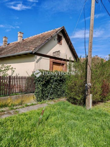 Eladó családi ház, Tápiógyörgyén 12.5 M Ft, 2 szobás