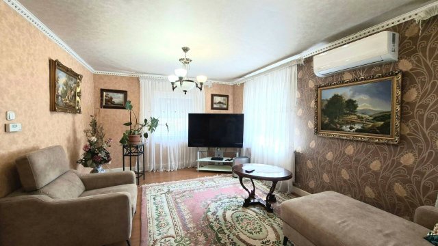 Eladó családi ház, Nyíregyházán 99.9 M Ft, 3 szobás