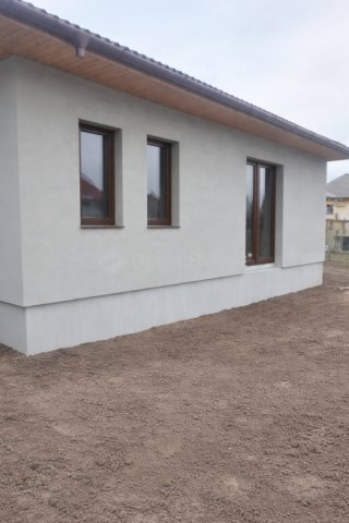 Eladó családi ház, Budapesten, XVII. kerületben 159.99 M Ft