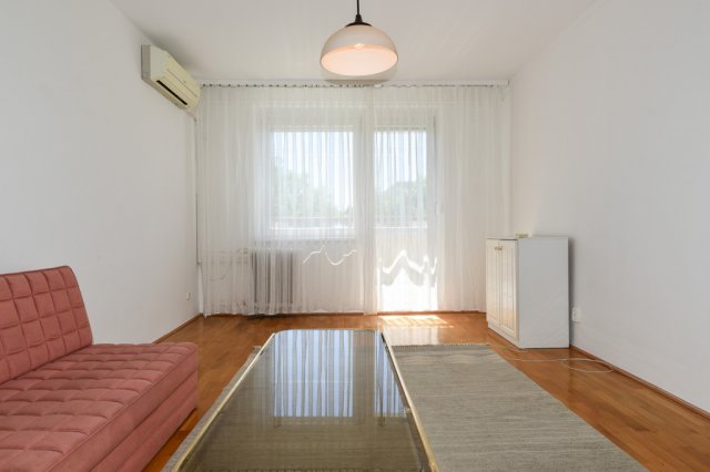 Kiadó panellakás, albérlet, Veszprémben 150 E Ft / hó