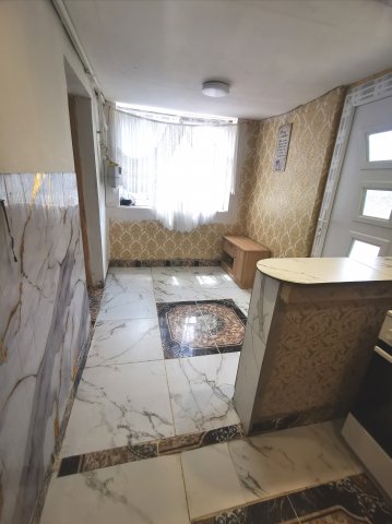 Eladó családi ház, Mezőtúron 10.9 M Ft, 2 szobás