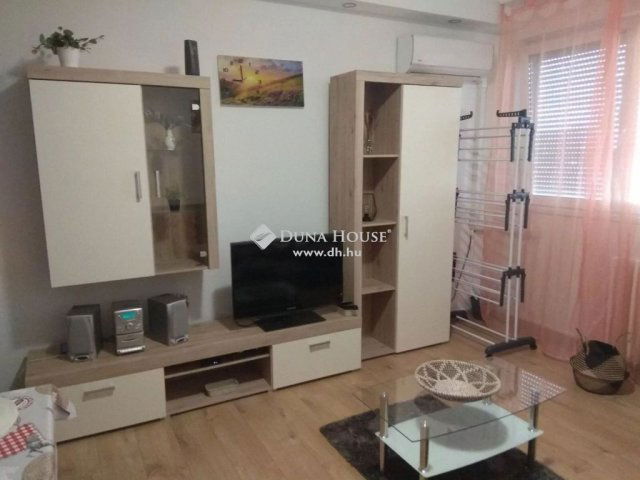 Kiadó téglalakás, albérlet, Debrecenben 230 E Ft / hó, 2 szobás