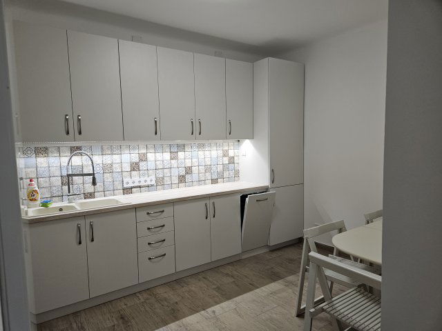 Kiadó téglalakás, albérlet, XVIII. kerületben, Zsolt utcában