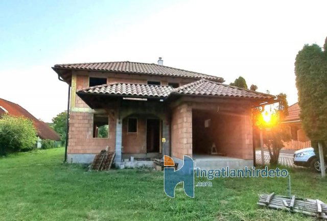 Eladó családi ház, Kehidakustányban 64.9 M Ft, 4 szobás