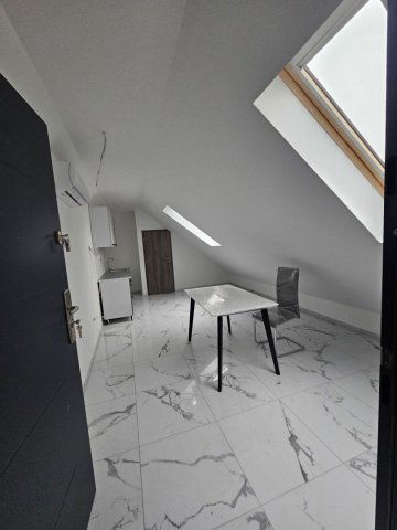 Eladó téglalakás, Debrecenben 39.9 M Ft, 1 szobás