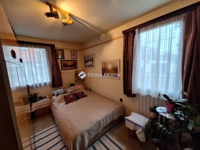 Eladó ikerház, Budapesten, XVI. kerületben, Avarszállás utcában