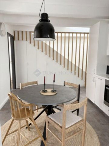 Eladó téglalakás, Gödön 78.99 M Ft, 3+1 szobás