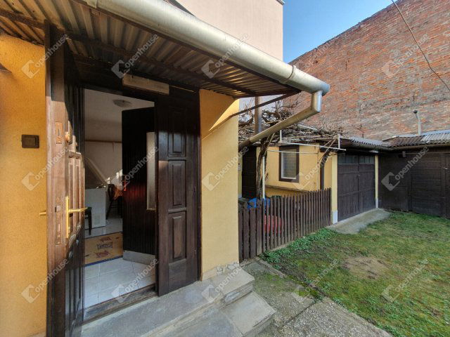 Eladó téglalakás, Nagykanizsán 32.5 M Ft, 2 szobás