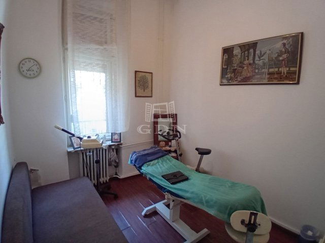 Eladó téglalakás, VII. kerületben, Alsó erdősor utcában