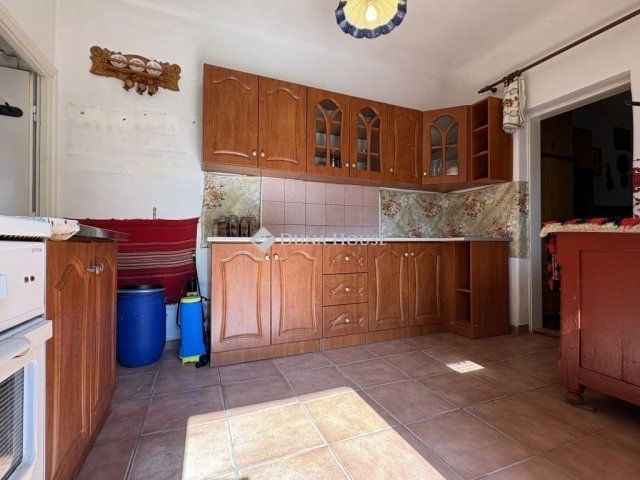 Eladó családi ház, Budapesten, XVIII. kerületben 65.9 M Ft