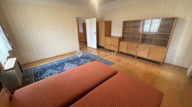 Eladó téglalakás, Szombathelyen 48 M Ft, 3 szobás