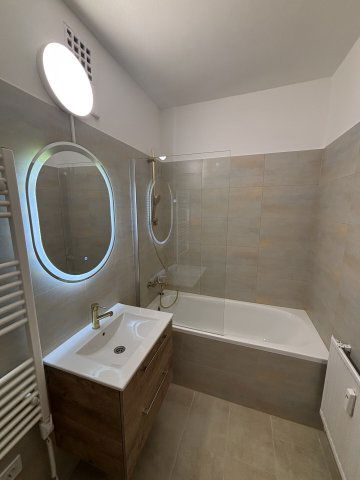 Eladó téglalakás, Nyíregyházán 64.9 M Ft, 2 szobás