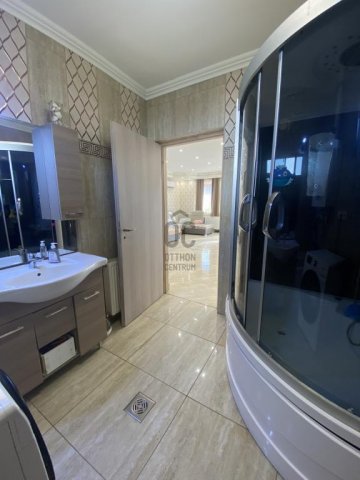 Eladó családi ház, Abonyban 53 M Ft, 2 szobás