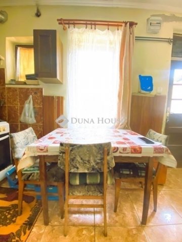 Eladó ikerház, Erdőkertesen 35.75 M Ft, 1+1 szobás