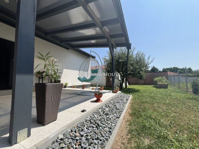 Eladó családi ház, Sén 99.99 M Ft, 4 szobás