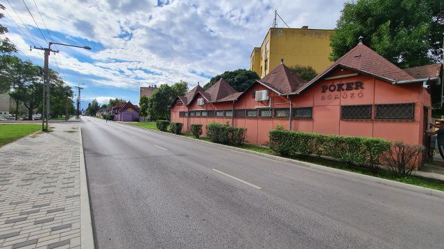 Eladó üzlethelyiség, Dorogon 25.9 M Ft, 1 szobás