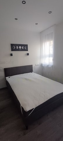 Kiadó téglalakás, albérlet, Szegeden, Alföldi utcában